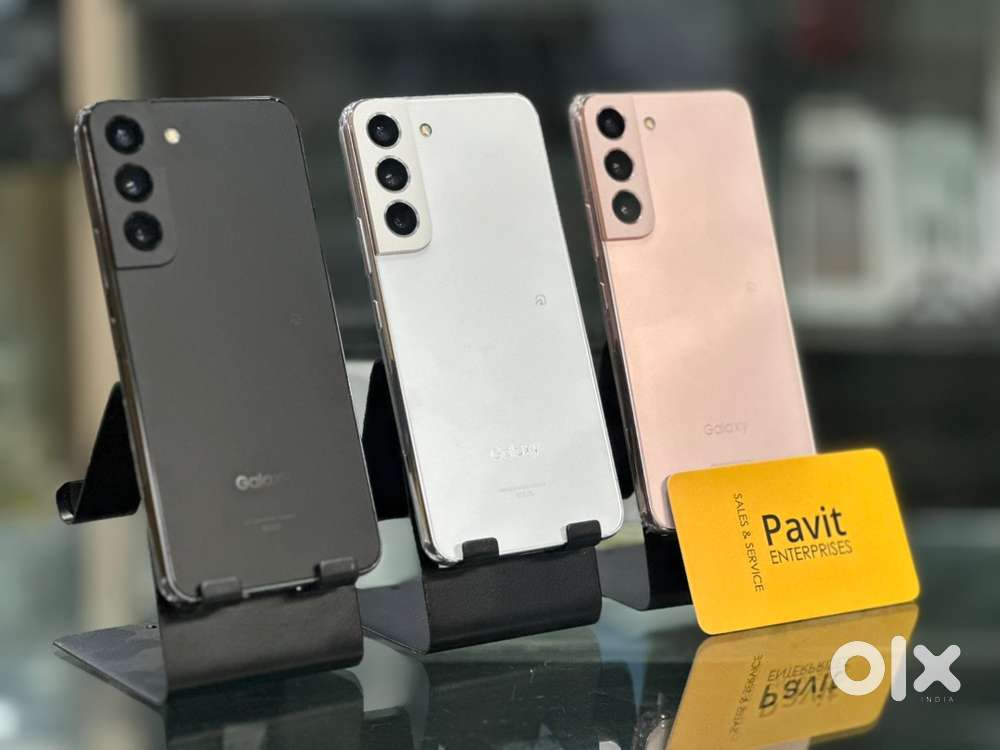 Brand New S22 256GB super Compact going lowest 24900