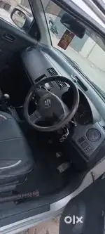 Maruti Suzuki Swift 2010 Petrol Well Maintained