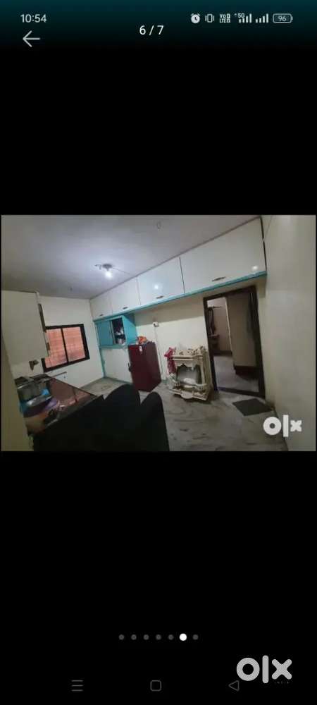 1 female Room mate required