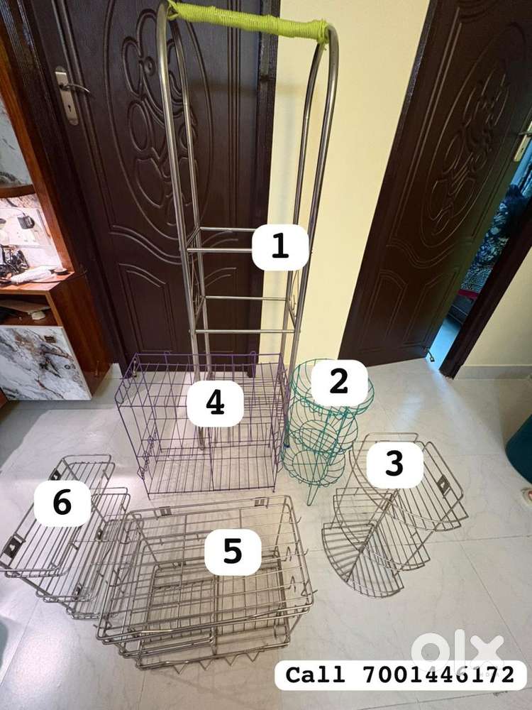 5 Kitchen Racks & 1 Alna