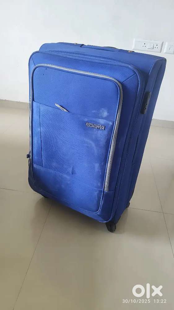 Suitcase  traveling bag