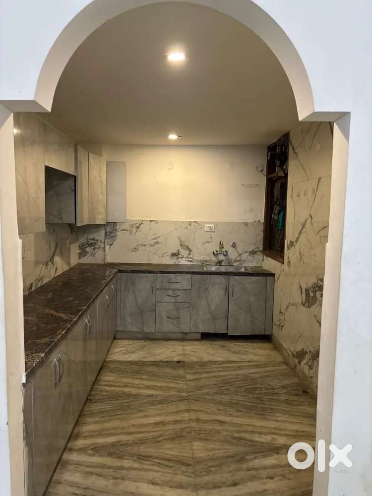 2bhk flat available in faridabad Greenfield