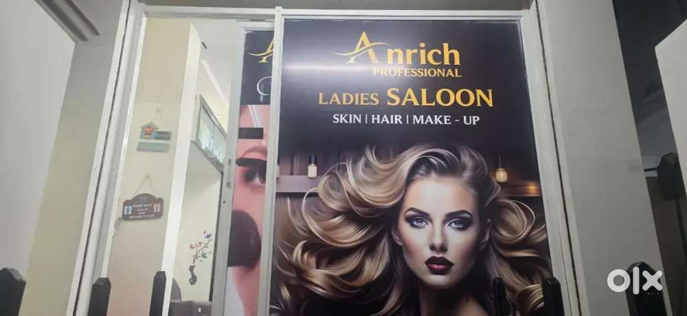 Ladies salon