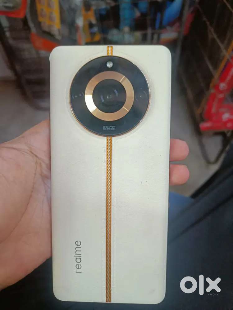 Realme 11 pro 5g 8+4/256 bill box charger sab hai