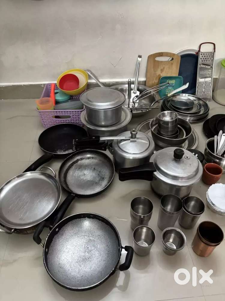 Move Out Sale : Kitchen Items