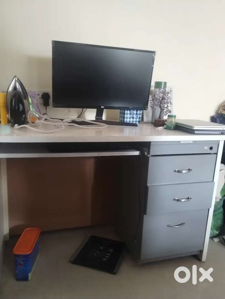 Dressing Table, Computer table and Mattress