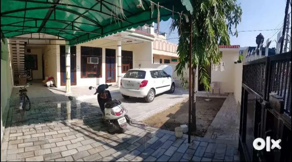 BIG HOUSE FOR FAMILY
