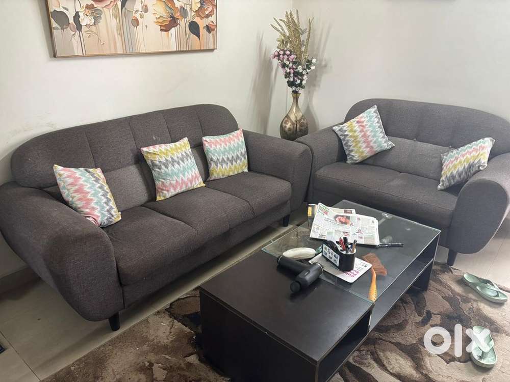 Godrej make 5 seater sofa