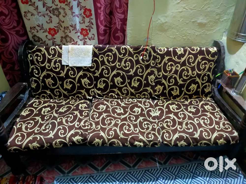 Sofa 5 seater and cup borad