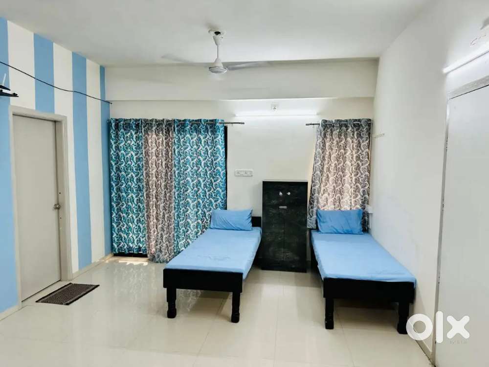 Boys & girls fully furnice + fecilitys pg in vadodara