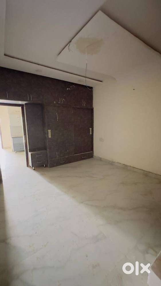 3BHK Flat Availble For Sale