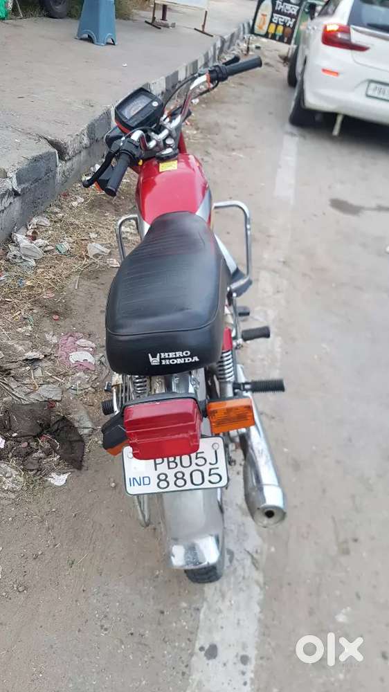 All good condition genuine parts no danting painting on bike orignal