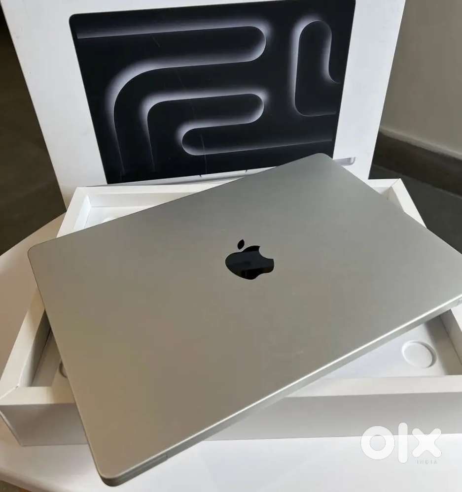 MacBook pro 15  , smooth use , well kept  brilliant for kids