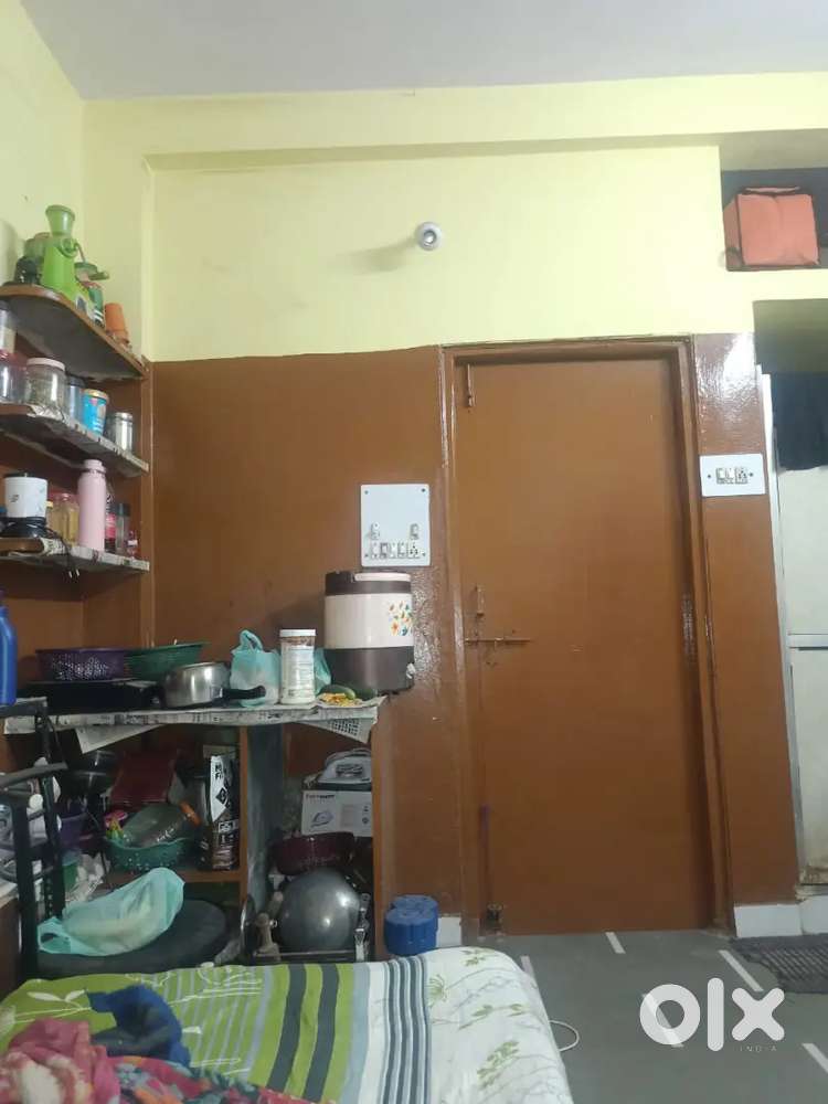 Room partner urgently chahiye need a room partner urgently