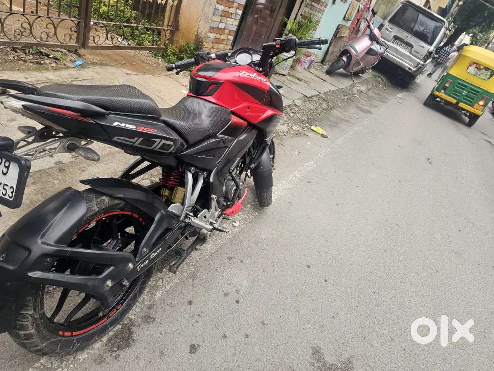 BAJAJ PULSAR 160 NS EXCELLENT CONDITION