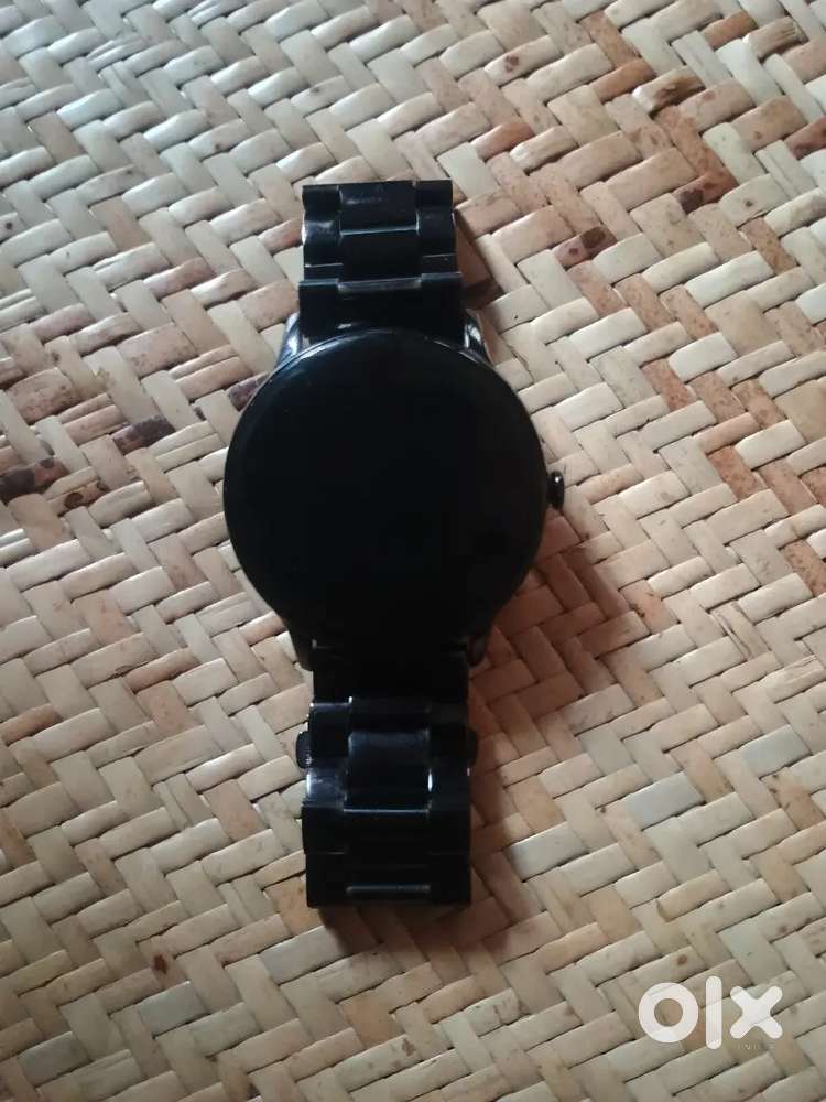 Noise crew go smart watch