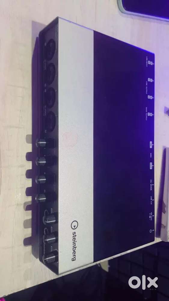 Yamaha UR44 professional Sound card