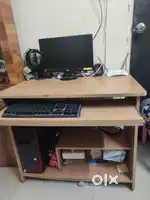 Compact Wooden Computer Table
