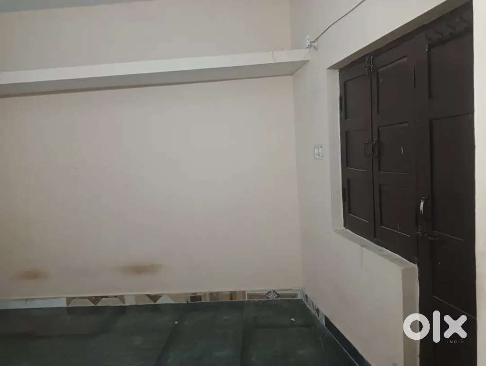 Room for rent sector 53