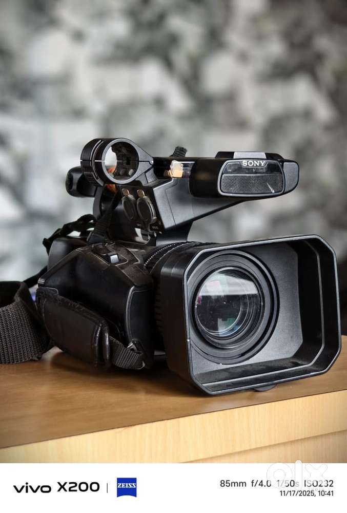 Sony Nx200 & Nikon D7500