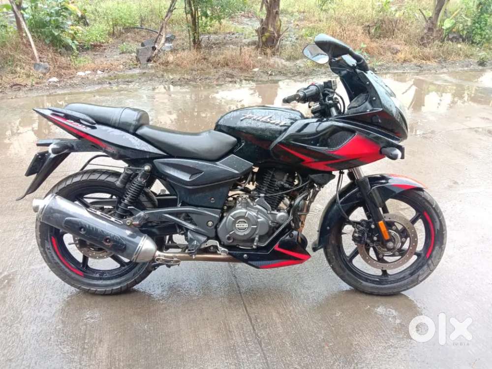 I want to sell my Puslar 220 which is in very good condition.