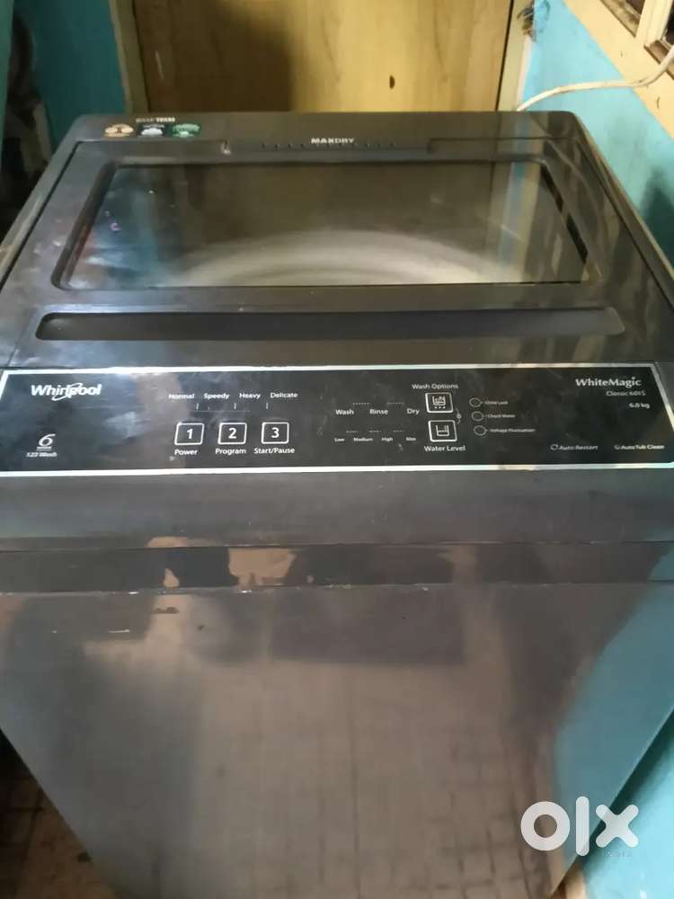 URGENT SALE WHIRLPOOL 6.KG IAUTOMATIC WASHING MACHIN VERY GOOD WORKING