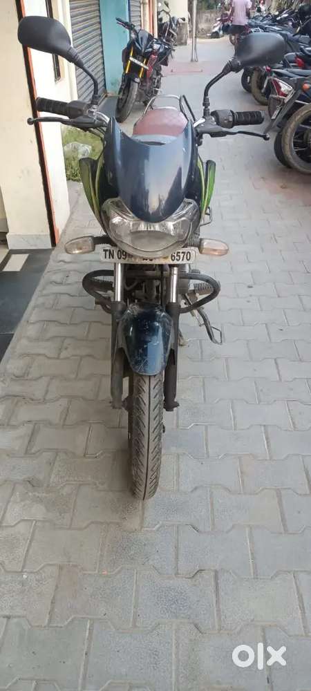 Bajaj discover 100 cc