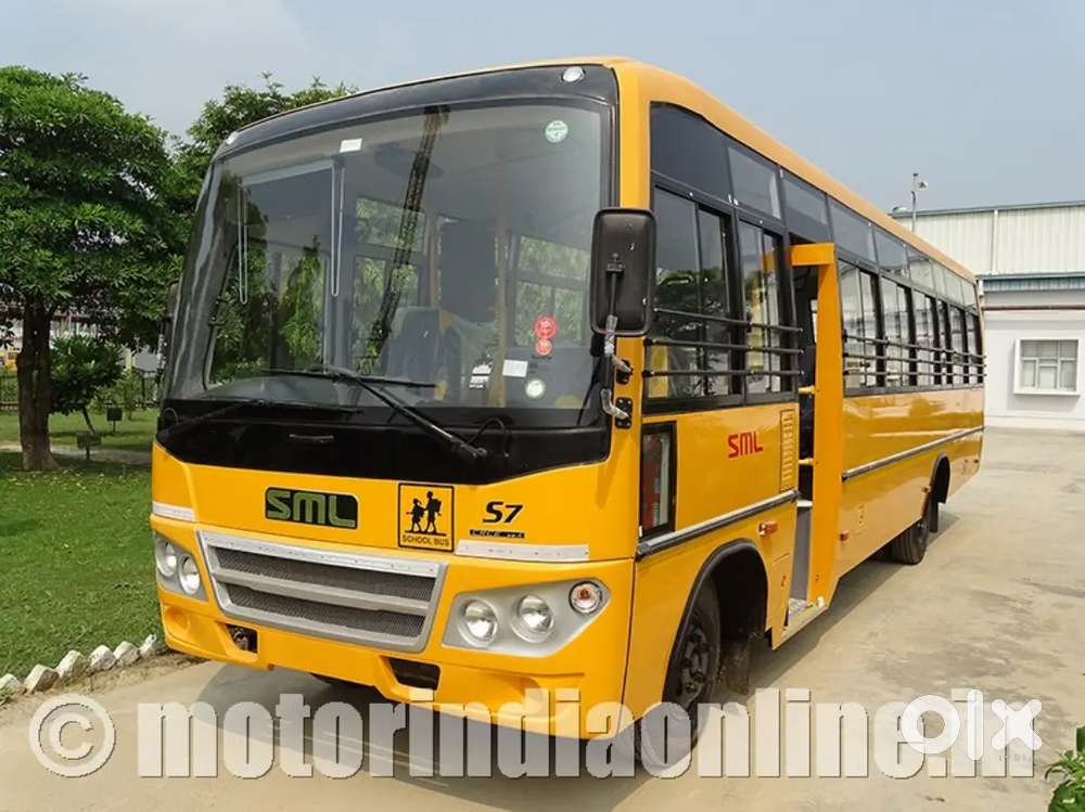 School bus driver job heavy driving license required