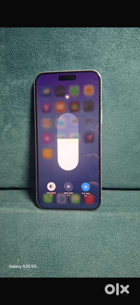 Iphone 15 plus with 90 percent battery health