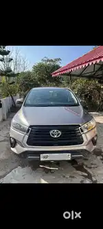 Toyota Innova Crysta 2022 Diesel Well Maintained service record.