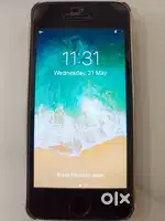 Apple Iphone 5s Silver Good Condition With Charger & Back Cover .