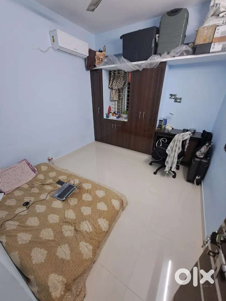 Looking for Female Flatmate