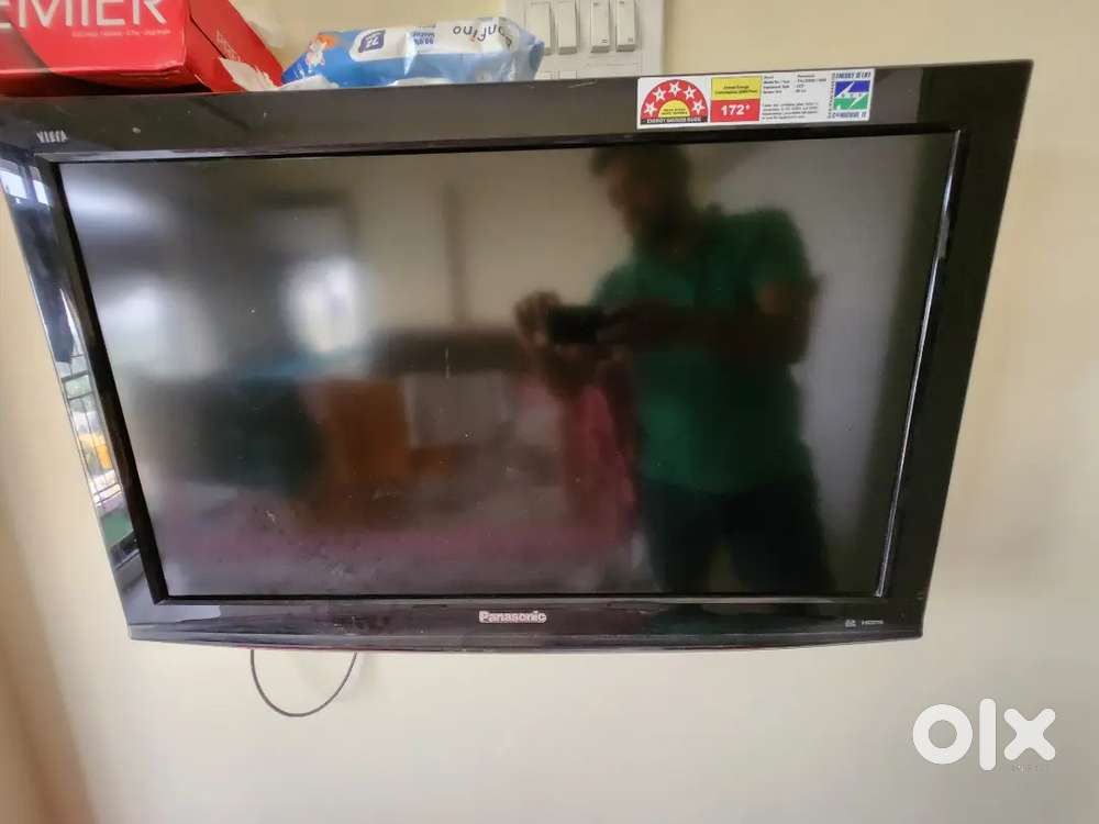 32 Inc TV  branded brand