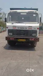 TATA HYVA 2518 MODEL-2017 AT GUPTA MOTORS VASHI