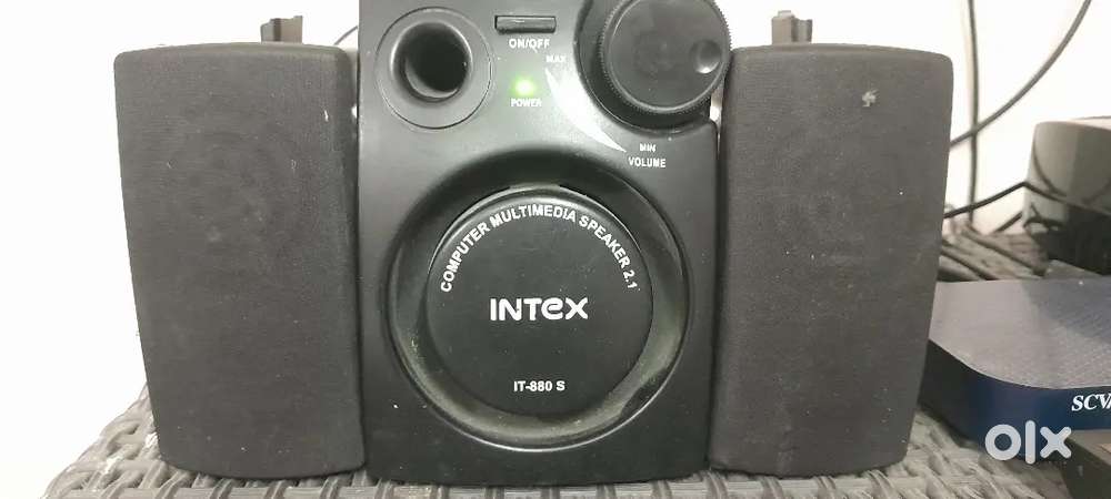 2.1 Multimedia speakers