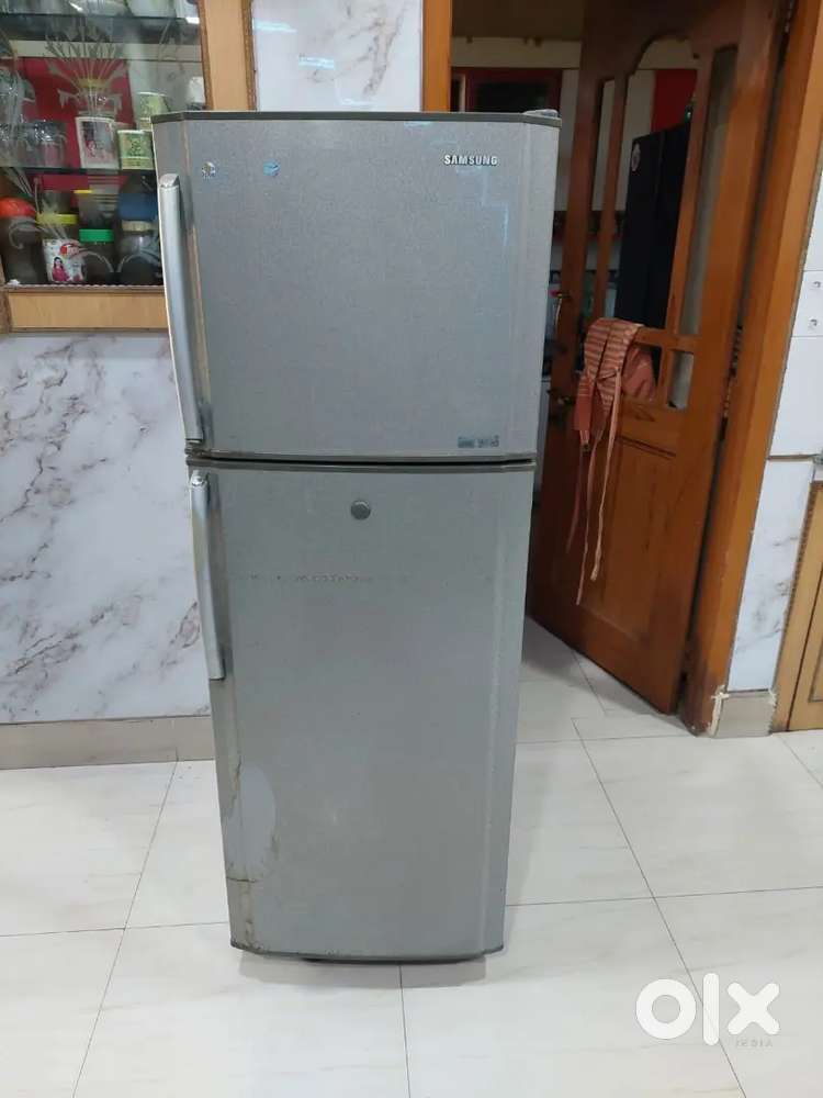 Samsum double door fridge