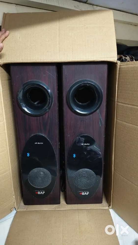 Bluethoot Speaker tower