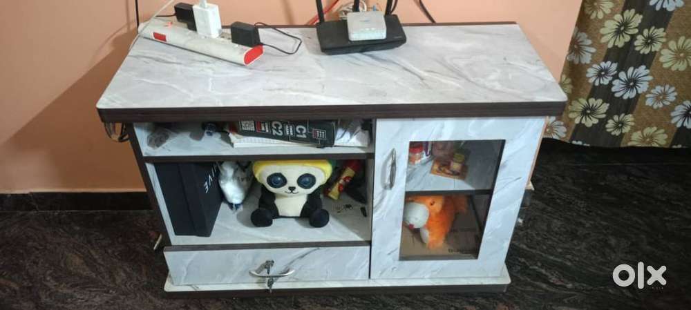 Queen Size Foldable Steel Cot (78x48) + TV Table – Just ₹7500