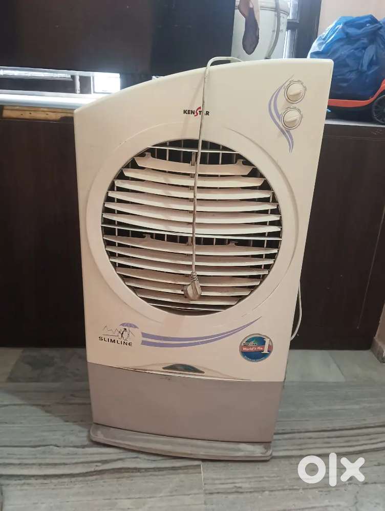 Kenstar Cooler and standing fan.