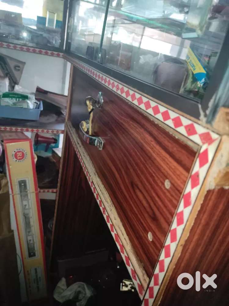 cash counter table