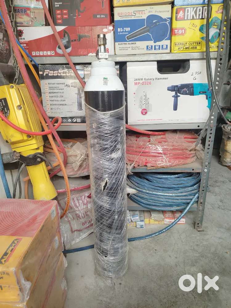 10 kg Ltr oxygen cylinder unused