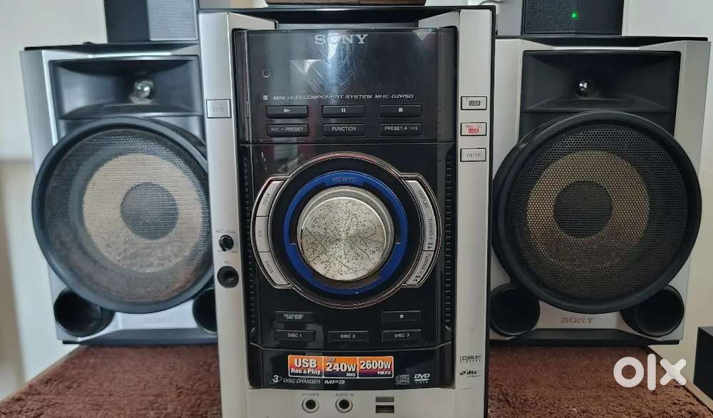 Sony stereo 240w RMS 2600 PMPO