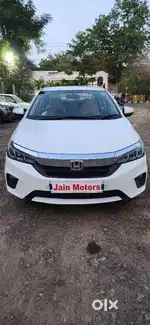 Honda City V MT Exclusive, 2021, Petrol