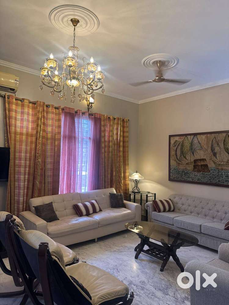 3BHK  90,000  Sector 36  first floor