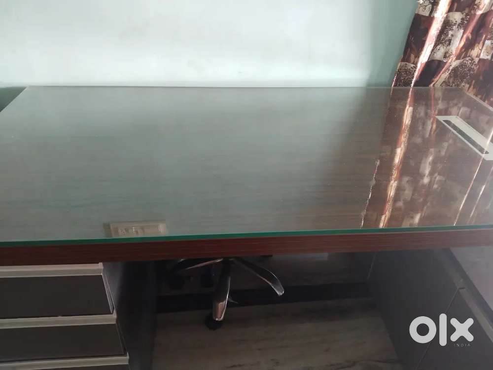 Big size  iron office table with wood glass top