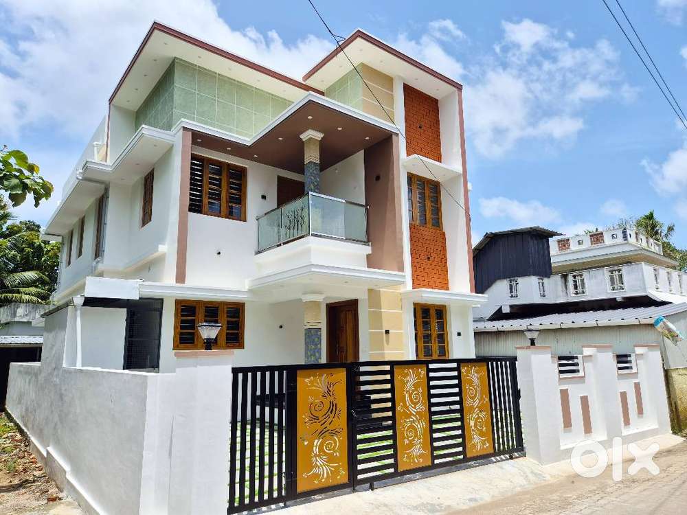5BHK 4.05Cent New Villa for Sale – Near Puthenpally, Varapuzha