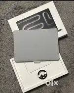 MacBook Pro M3pro 16 inch 18GB Ram 512 SSD