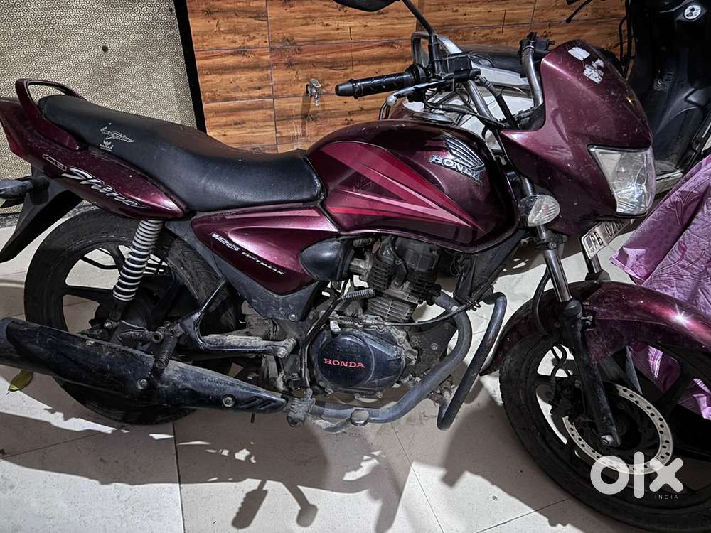 Honda shine 125 cc disc 2012 maroon