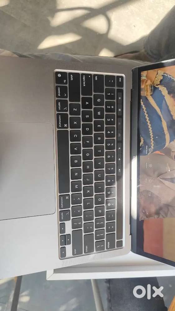 Mac book pro M2 chip