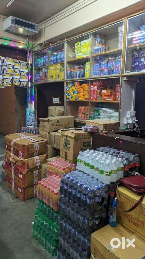 Sales person for wholesale food items shop